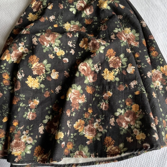 Ladies skirts (bundle of 8, size small) - Picture 7 of 8